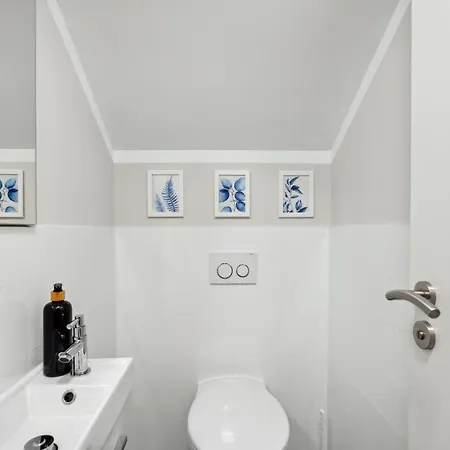 Altstadt Apartment Am Wasser Mit Parkplatz Und Grossem Garten Bad Kreuznach Buitenkant foto