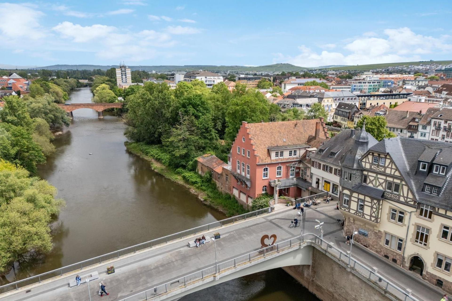 Altstadt Am Wasser Mit Parkplatz Und Grossem Garten Apartment Bad Kreuznach