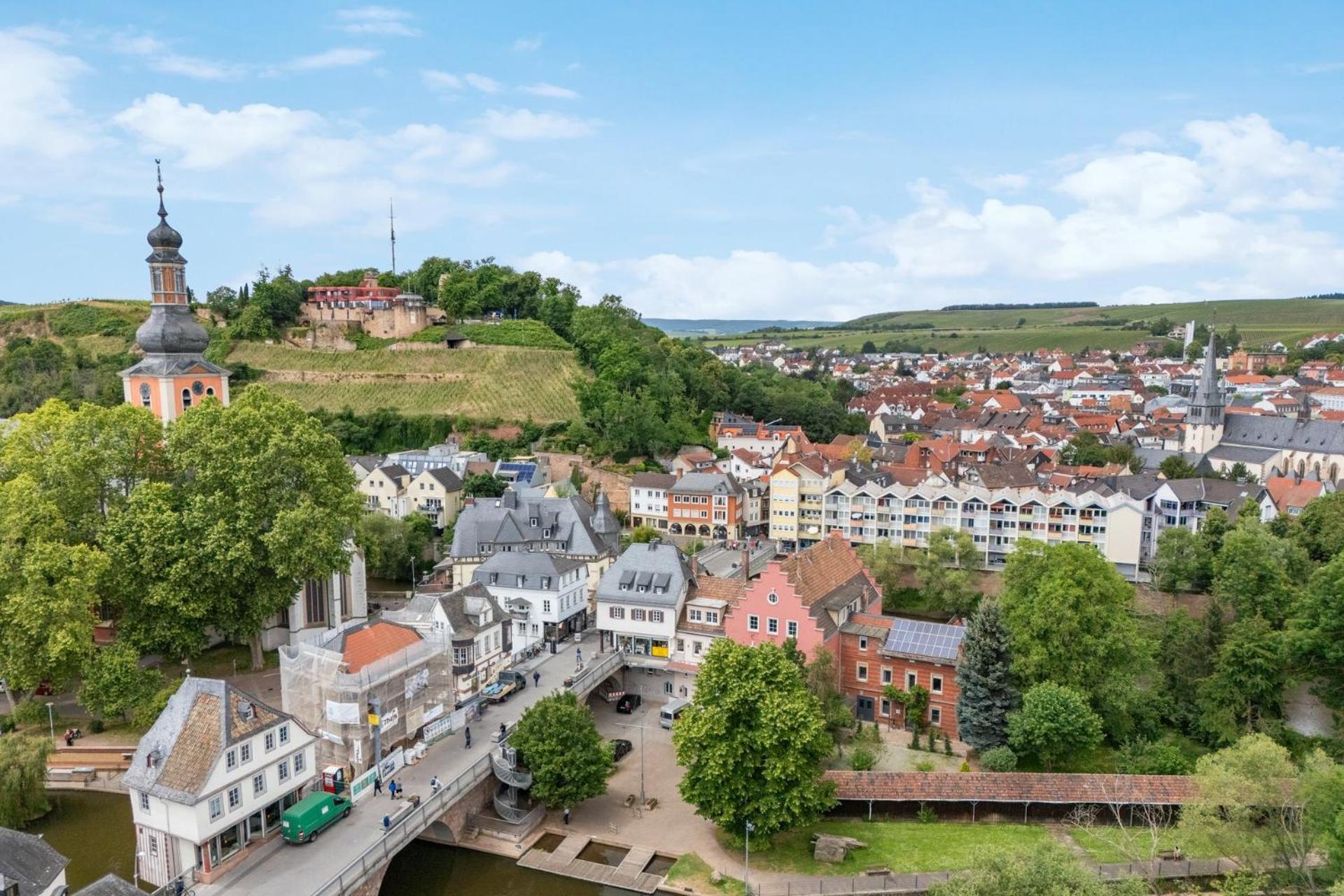 Apartment Altstadt Am Wasser Mit Parkplatz Und Grossem Garten Bad Kreuznach